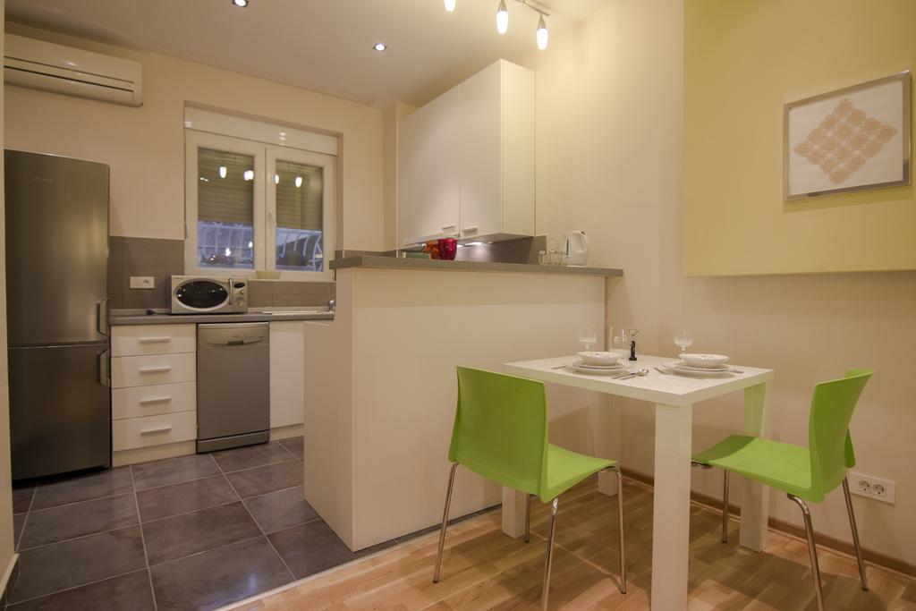 בלגרד Apartment Forest חדר תמונה